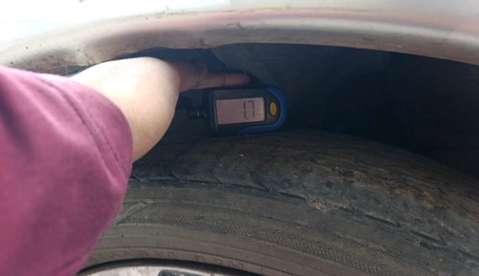 2011 Tata Indigo ECS LX CR4, Diesel, Manual, 1,06,386 km, tyre