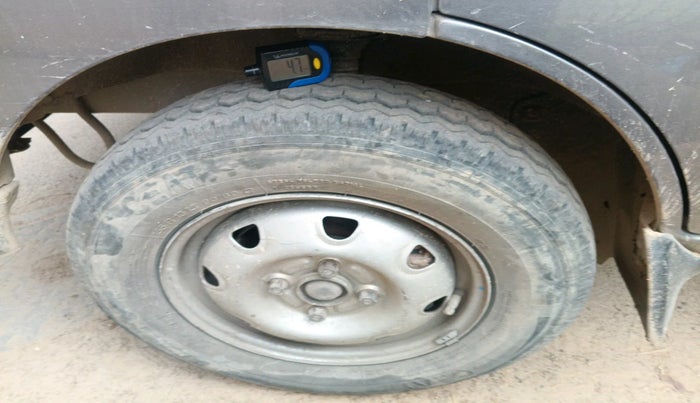 2019 Maruti Eeco 5 STR WITH A/C+HTR, Petrol, Manual, 70,489 km, tyre