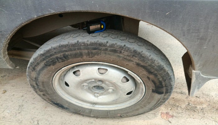 2019 Maruti Eeco 5 STR WITH A/C+HTR, Petrol, Manual, 70,489 km, tyre