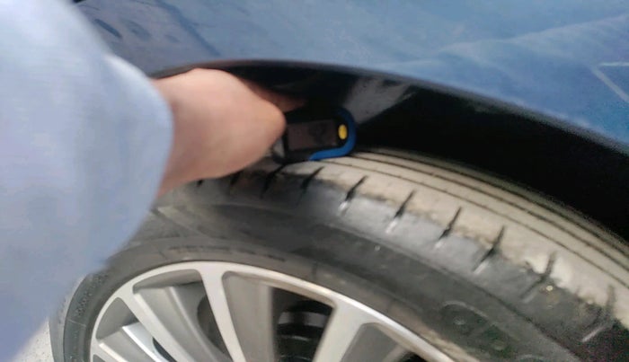 2018 Maruti Ciaz ALPHA  AT 1.5 SHVS PETROL, Petrol, Automatic, 31,630 km, tyre