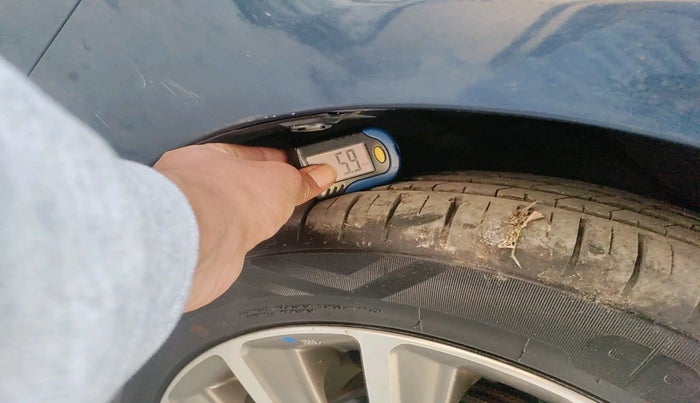 2018 Maruti Ciaz ALPHA  AT 1.5 SHVS PETROL, Petrol, Automatic, 31,630 km, tyre