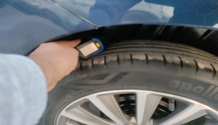 2018 Maruti Ciaz ALPHA  AT 1.5 SHVS PETROL, Petrol, Automatic, 31,630 km, tyre