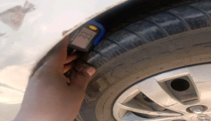 2015 Hyundai i10 MAGNA 1.1, Petrol, Manual, 75,126 km, tyre