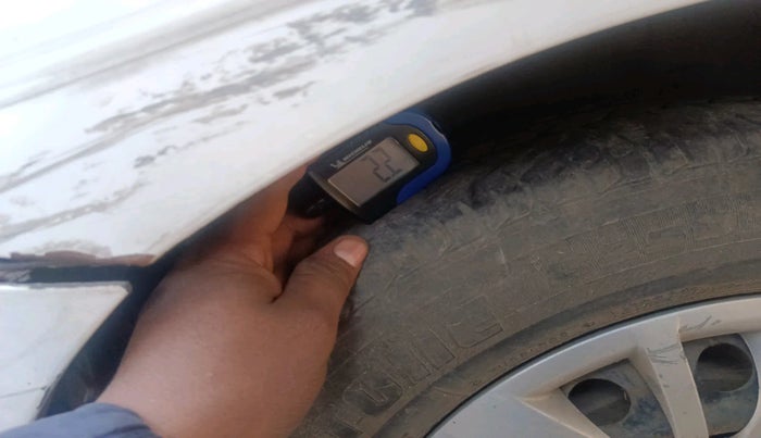 2015 Hyundai i10 MAGNA 1.1, Petrol, Manual, 75,126 km, tyre