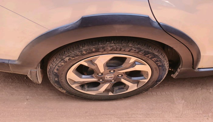 2016 Honda BR-V 1.5L I-VTEC V, Petrol, Manual, 1,63,800 km, tyre