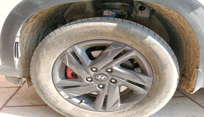 2022 Hyundai Creta S PLUS KNIGHT 1.5 PETROL, Petrol, Manual, 30,843 km, tyre