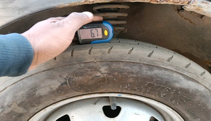 2018 Maruti Eeco 7 STR, Petrol, Manual, 1,48,662 km, tyre