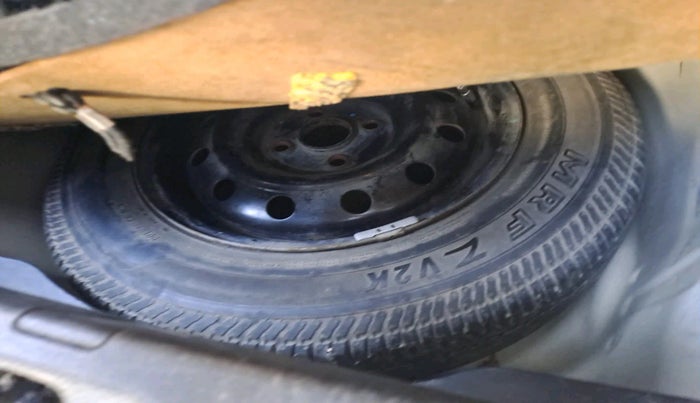 2012 Maruti Swift Dzire VXI, Petrol, Manual, 89,933 km, tyre