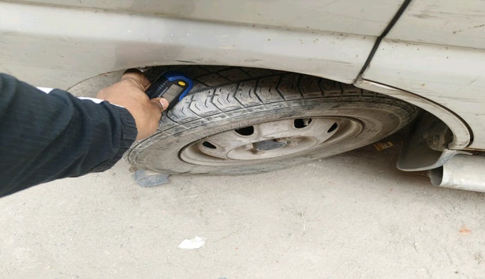 2015 Maruti Eeco 5 STR WITH A/C+HTR, CNG, Manual, 54,440 km, tyre