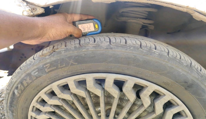 2010 Nissan Micra XE PETROL, Petrol, Manual, 1,57,857 km, tyre