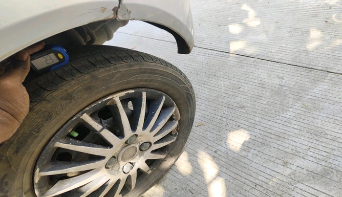 2012 Ford Figo EXI 1.4 DIESEL, Diesel, Manual, 1,37,964 km, tyre