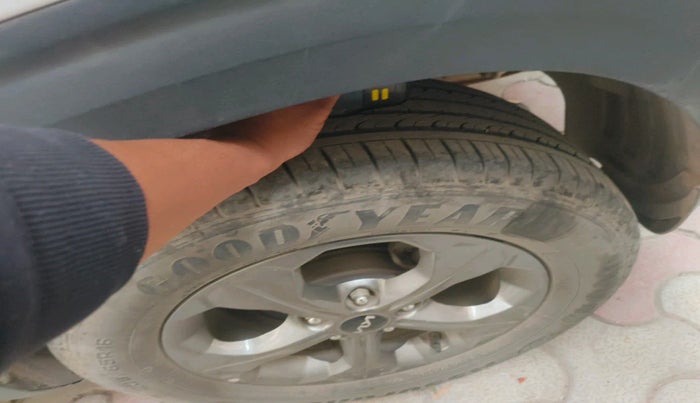 2022 KIA SELTOS HTK PLUS 1.5, Petrol, Manual, 25,112 km, tyre