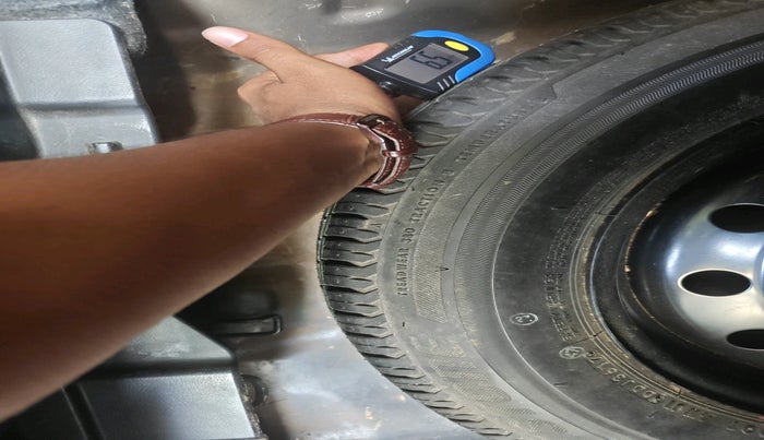 2017 Maruti Dzire ZXI PLUS, Petrol, Manual, 68,951 km, tyre