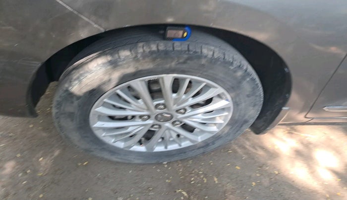 2019 Maruti Ertiga ZXI AT SHVS, Petrol, Automatic, 87,394 km, tyre