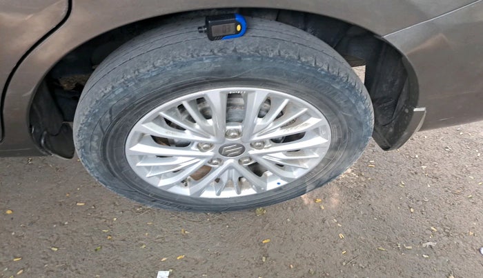 2019 Maruti Ertiga ZXI AT SHVS, Petrol, Automatic, 87,394 km, tyre