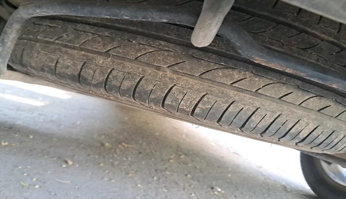 2019 Maruti Ertiga ZXI AT SHVS, Petrol, Automatic, 87,394 km, tyre