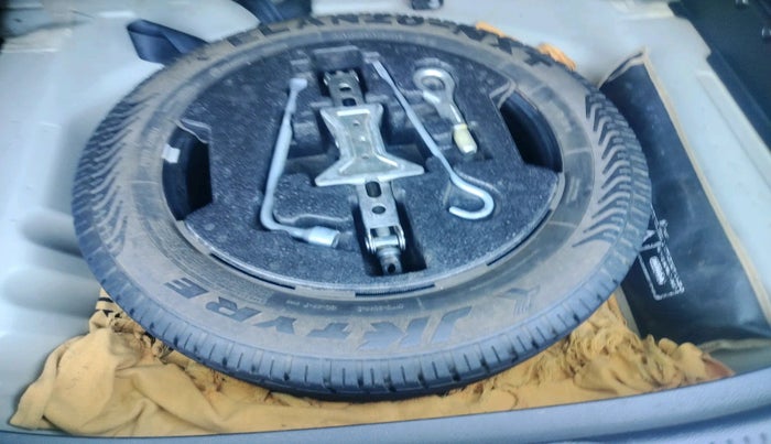 2015 Maruti S Cross DELTA 1.3, Diesel, Manual, 1,51,111 km, tyre