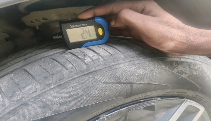 2021 Hyundai VENUE SX 1.0 TURBO IMT, Petrol, Manual, 50,150 km, tyre