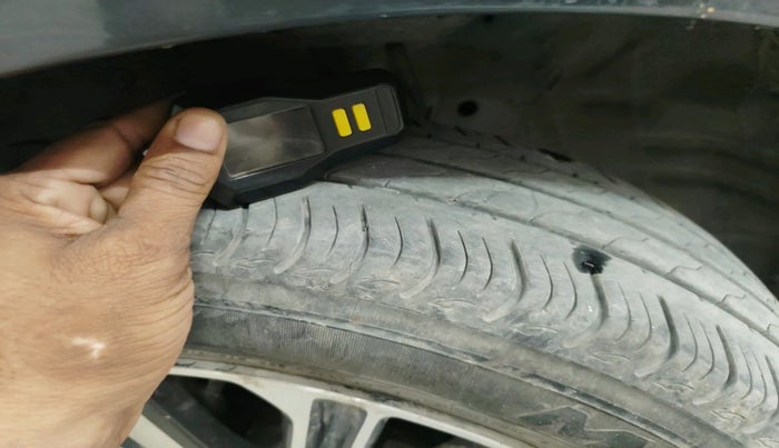 2023 Honda Amaze 1.2L I-VTEC VX, Petrol, Manual, 18,003 km, tyre