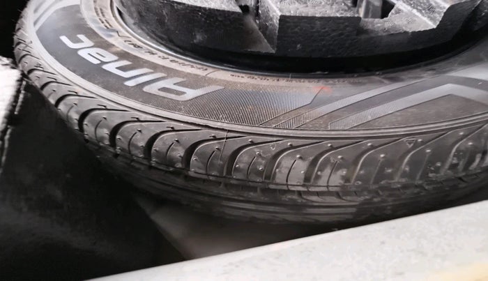 2016 Volkswagen Vento HIGHLINE 1.5 AT, Diesel, Automatic, 93,154 km, tyre