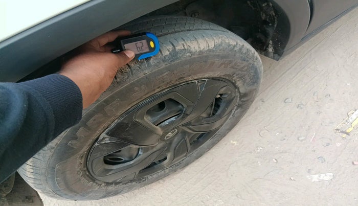 2025 Tata PUNCH Adventure Plus iCNG, Petrol, Manual, 2,947 km, tyre