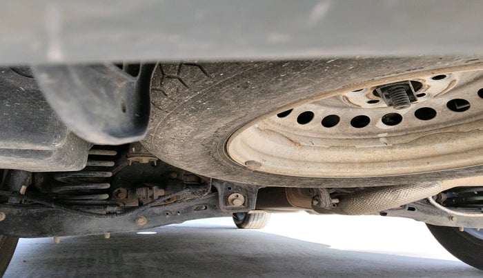 2022 Mahindra XUV700 AX7 Luxury Pack Diesel MT 7 STR, Diesel, Manual, 80,770 km, tyre