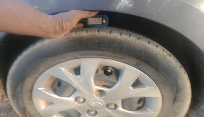 2016 Hyundai Grand i10 SPORTZ 1.2 KAPPA VTVT, Petrol, Manual, 78,580 km, tyre