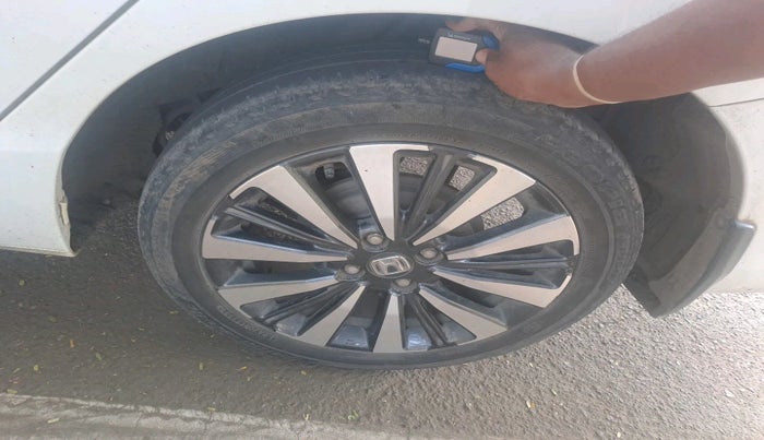 2023 Honda City 1.5L I-VTEC ZX CVT, Petrol, Automatic, 48,663 km, tyre