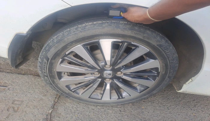 2023 Honda City 1.5L I-VTEC ZX CVT, Petrol, Automatic, 48,663 km, tyre