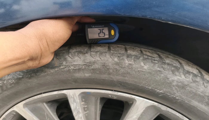 2018 Maruti Ciaz ALPHA DIESEL 1.3, Diesel, Manual, 2,44,064 km, tyre