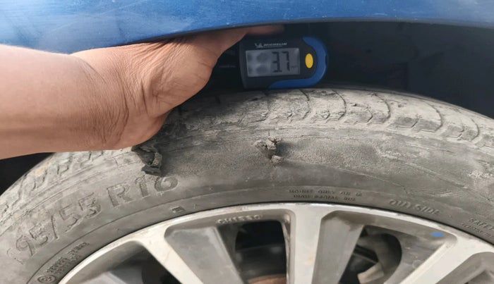 2018 Maruti Ciaz ALPHA DIESEL 1.3, Diesel, Manual, 2,44,064 km, tyre