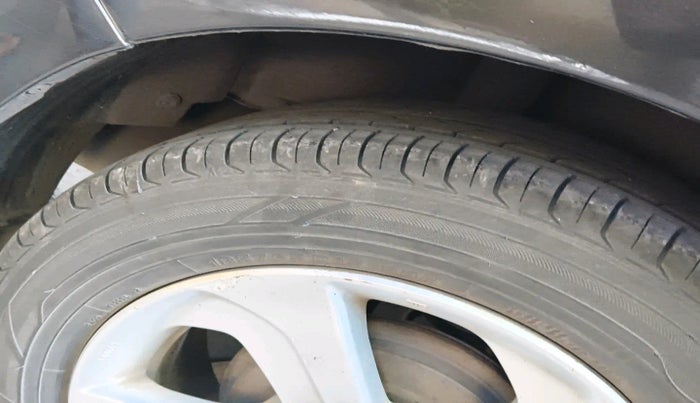 2015 Honda City 1.5L I-DTEC SV, Diesel, Manual, 1,57,928 km, tyre