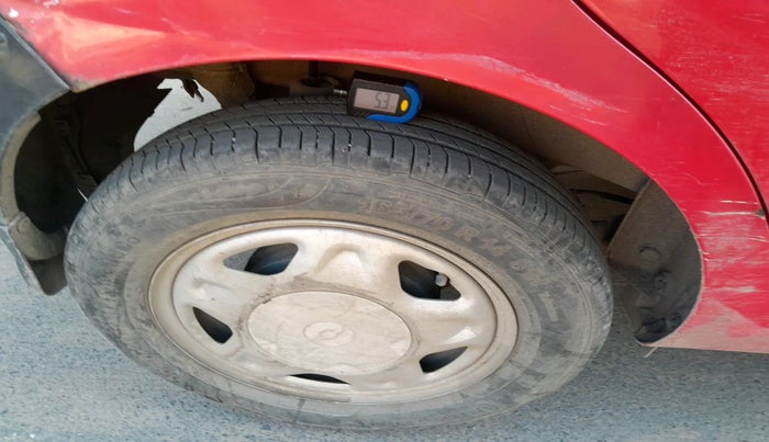 2010 Chevrolet Beat LS PETROL, Petrol, Manual, 1,13,544 km, tyre