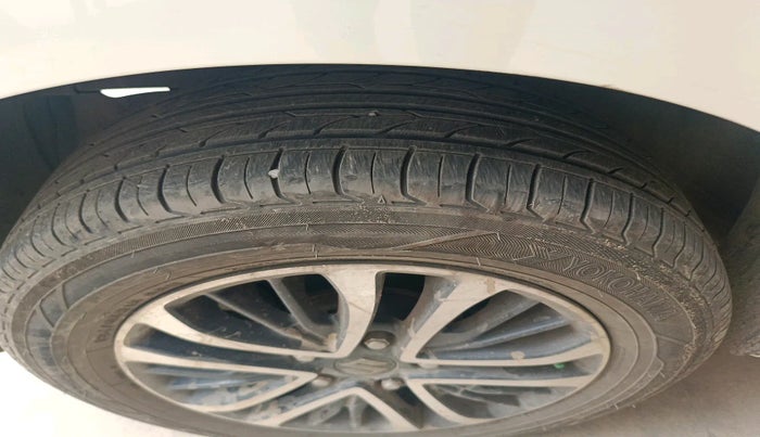 2022 Maruti Ertiga ZXI+ SHVS, Petrol, Manual, 86,597 km, tyre