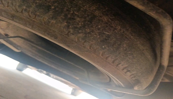 2022 Maruti Ertiga ZXI+ SHVS, Petrol, Manual, 86,597 km, tyre