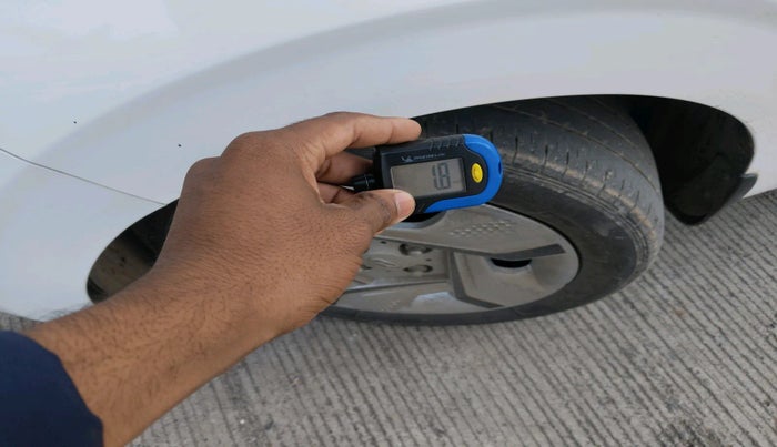 2021 Hyundai AURA S 1.2 AMT, Petrol, Automatic, 48,711 km, tyre