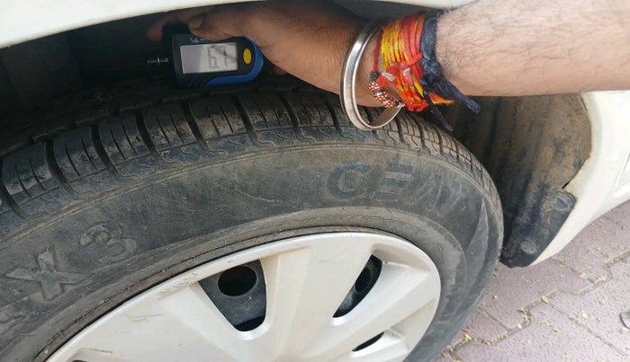 2010 Maruti Swift Dzire VXI, Petrol, Manual, 90,331 km, tyre