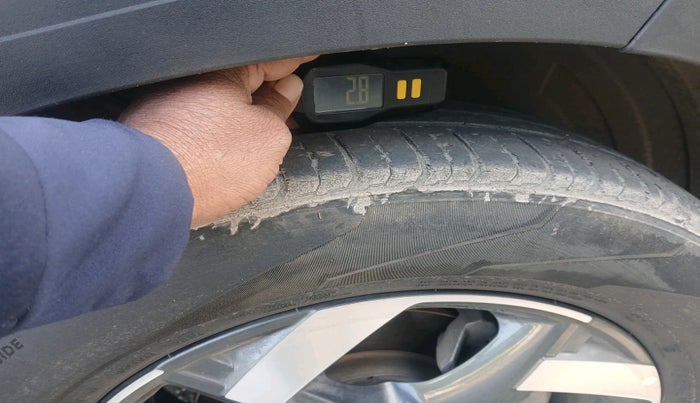 2019 Hyundai VENUE SX 1.4 CRDI, Diesel, Manual, 55,618 km, tyre