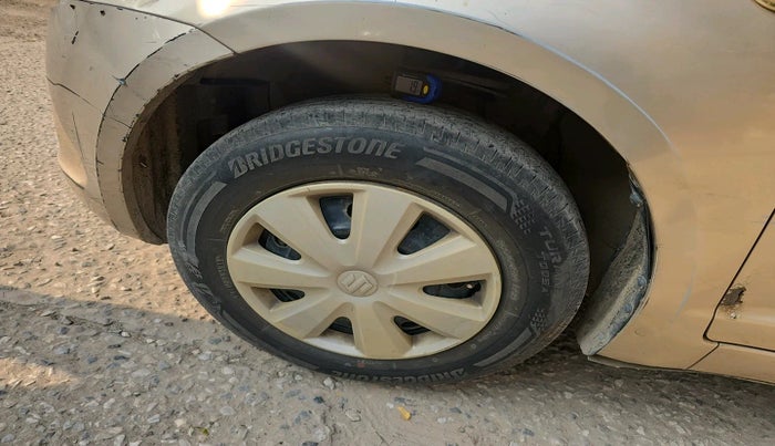 2010 Maruti Swift Dzire VXI, Petrol, Manual, 49,143 km, tyre