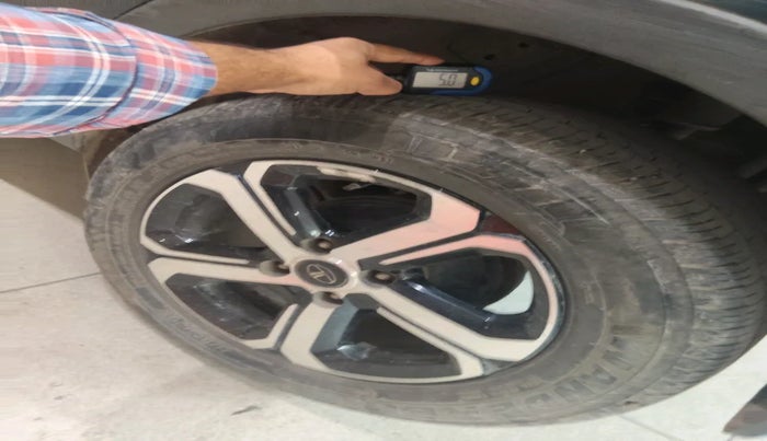 2022 Tata NEXON EV XZ PLUS, Electric, Automatic, 81,092 km, tyre