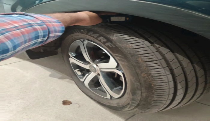 2022 Tata NEXON EV XZ PLUS, Electric, Automatic, 81,092 km, tyre