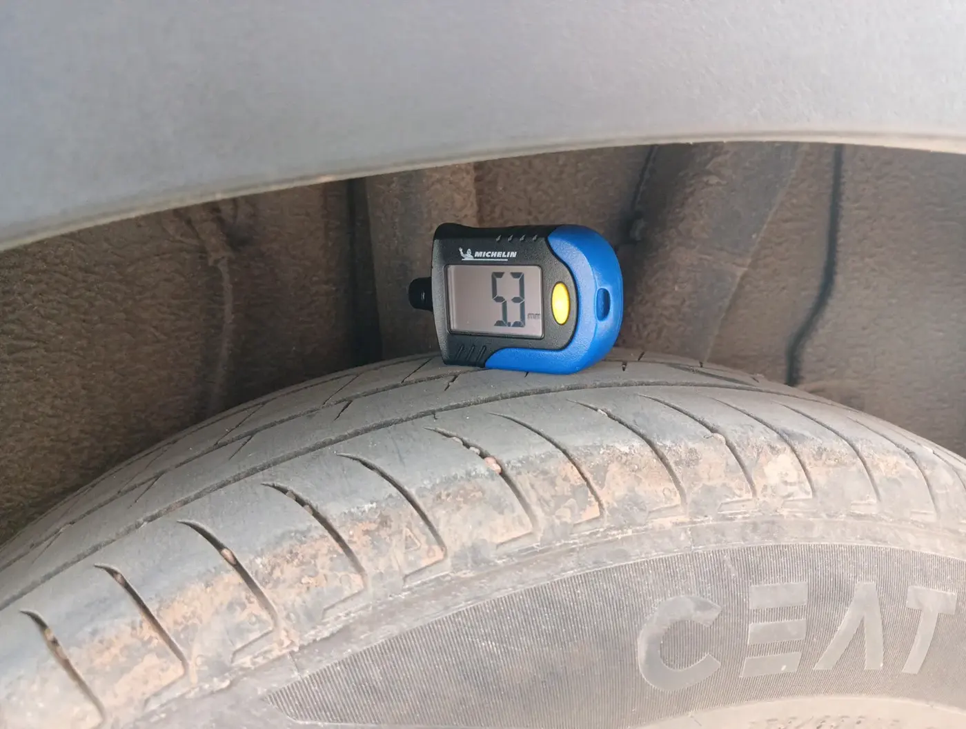 2023 Hyundai EXTER SX (O) CONNECT 1.2 MT DUAL TONE, Petrol, Manual, 21,741 km, tyre