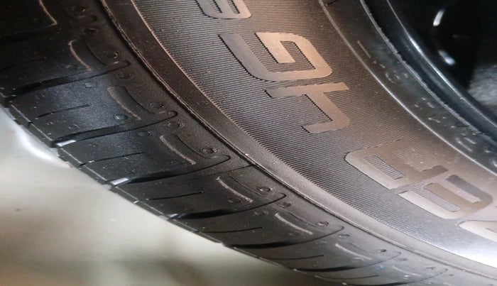 2023 Hyundai EXTER SX (O) CONNECT 1.2 MT DUAL TONE, Petrol, Manual, 21,741 km, tyre