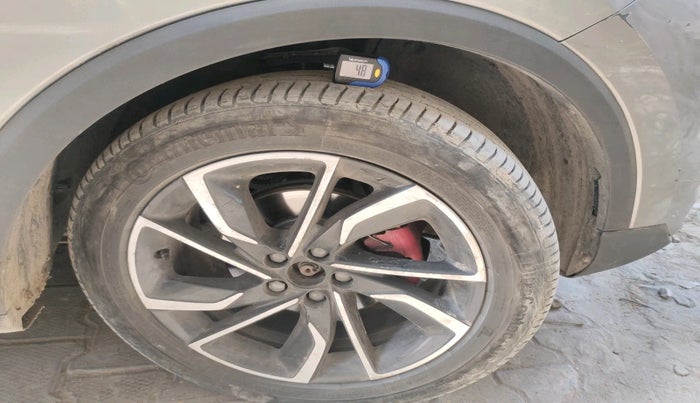 2021 MG ASTOR SAVVY 1.3 TURBO AT S RED, Petrol, Automatic, 31,019 km, tyre