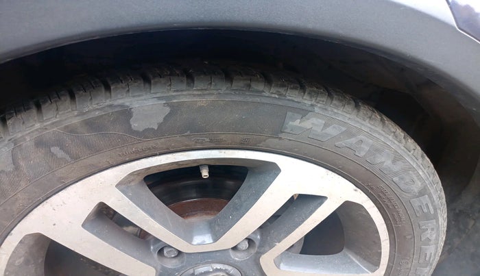 2017 Tata Hexa XT 4X2 6 STR, Diesel, Manual, 1,27,000 km, tyre