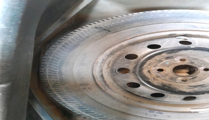 2013 Maruti Swift VDI, Diesel, Manual, 1,26,279 km, tyre