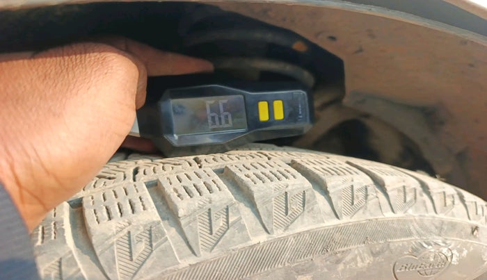 2013 Maruti Ritz VXI, Petrol, Manual, 83,668 km, tyre