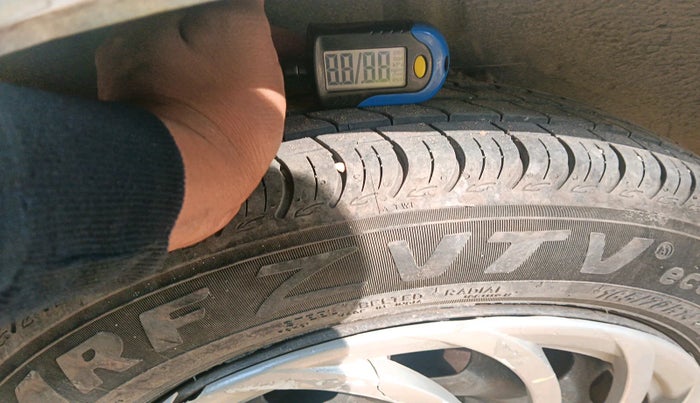 2012 Ford Figo EXI 1.4 DIESEL, Diesel, Manual, 1,20,335 km, tyre