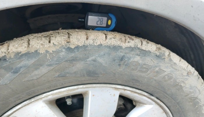 2013 Hyundai i20 SPORTZ 1.2, Petrol, Manual, 1,07,273 km, tyre