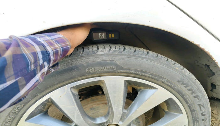 2015 Hyundai Verna FLUIDIC 1.6 CRDI S(O) 4S, Diesel, Manual, 2,40,940 km, tyre